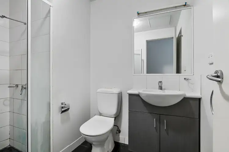 Third view of Homely studio listing, 211/39 Lonsdale Street, Melbourne VIC 3000