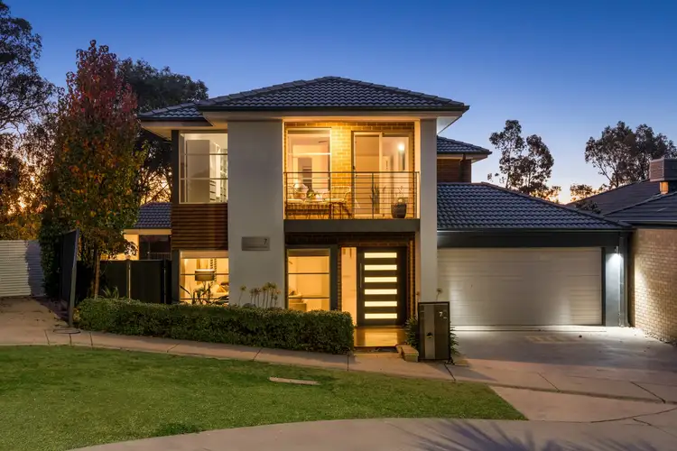 7 Benwerren Close, Strathdale VIC 3550