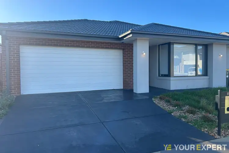 15 Chimay Street, Clyde North VIC 3978