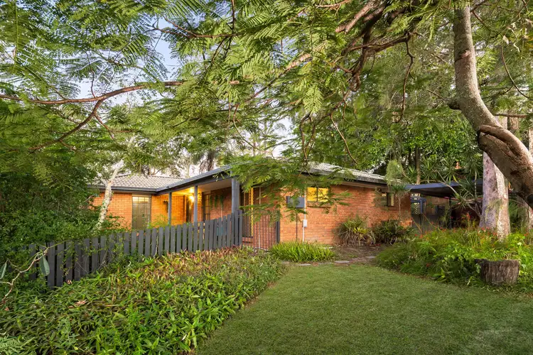 12 Pinkwood Street, Bellbowrie QLD 4070