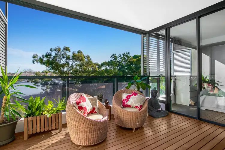 402/5 Sterling Circuit, Camperdown NSW 2050