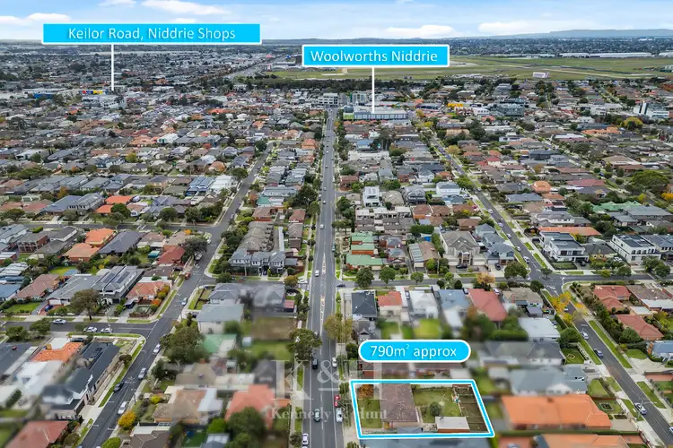Fifth view of Homely house listing, 122 Hoffmans Road, Essendon VIC 3040