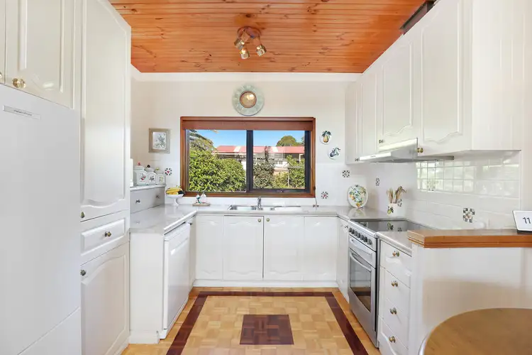 Sixth view of Homely house listing, 11 Pankhurst Avenue, Fairy Meadow NSW 2519