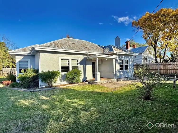 69 Francis Street, Bairnsdale VIC 3875