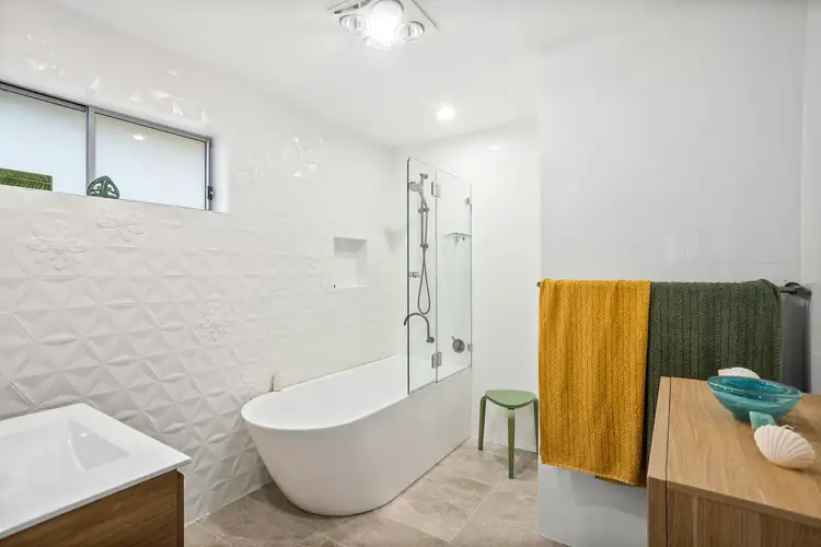 Sixth view of Homely house listing, 8 White Place, Figtree NSW 2525