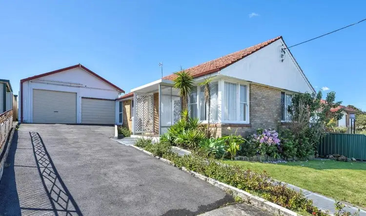 274 Glebe Road, Hamilton South NSW 2303