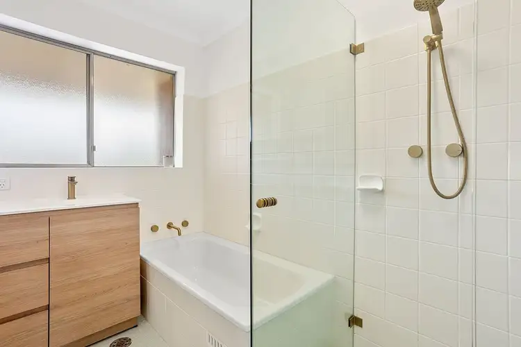 Fifth view of Homely unit listing, 11/6 Regent Street, Dee Why NSW 2099