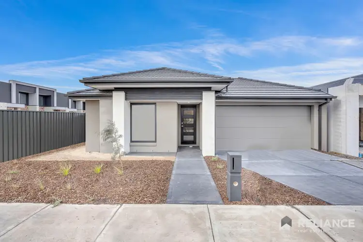6 Stand Street, Sunbury VIC 3429