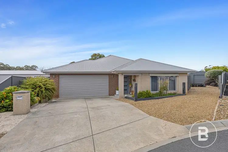 7 Banksia Court, Beaufort VIC 3373