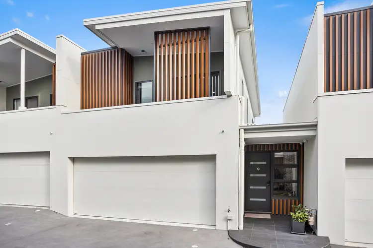 9/20 Russell Street, Balgownie NSW 2519