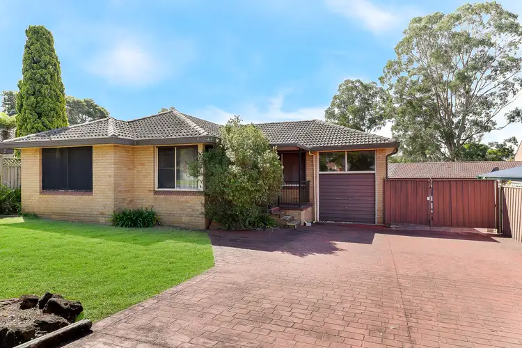 22 Richmond Crescent
