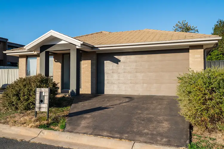 32 Brookfields Mews, Lavington NSW 2641