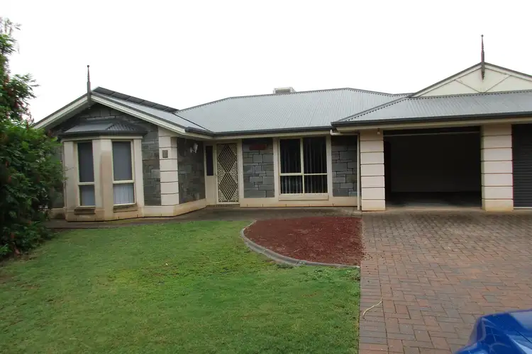 1 Penang Drive, Port Broughton SA 5522