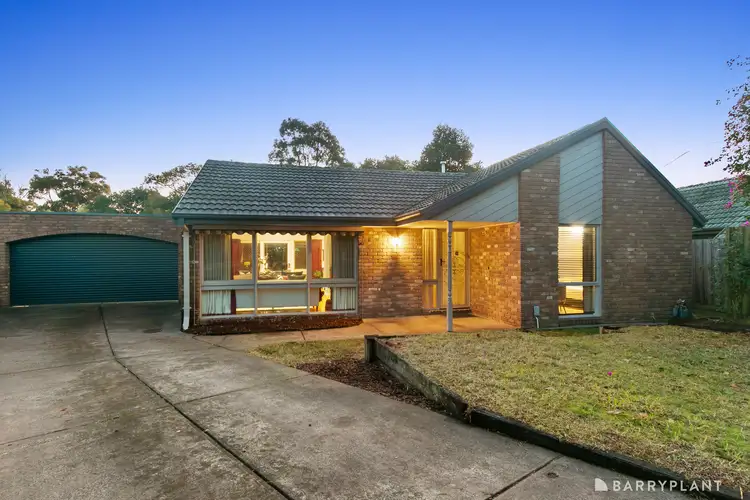 23 Hawksburn Crescent, Wantirna South VIC 3152