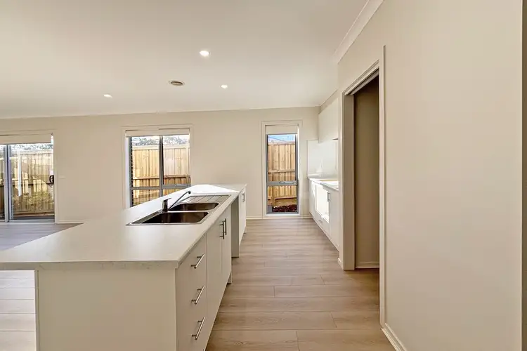 Third view of Homely house listing, 2 Willandra Circuit, Warragul VIC 3820