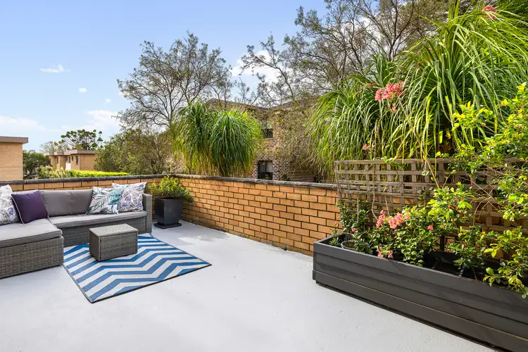 Second view of Homely unit listing, 3/38 The Crescent, Dee Why NSW 2099