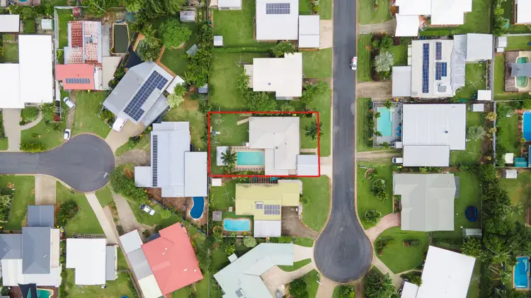Second view of Homely house listing, 10 Flamenco Close, Bayview Heights QLD 4868
