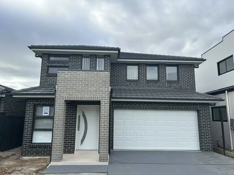 8 Arapawa Street, Austral NSW 2179