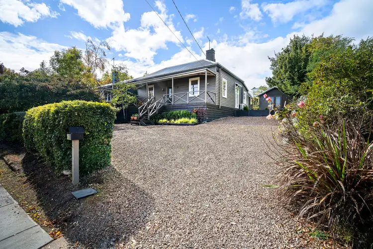 8 Vincent Street North, Daylesford VIC 3460