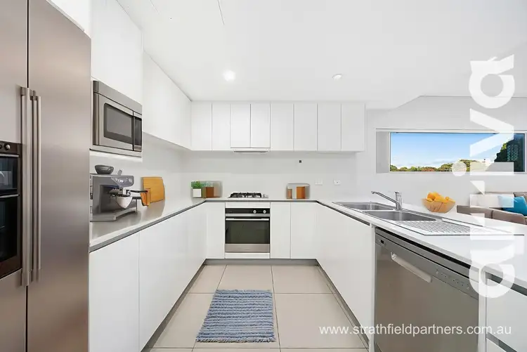 208/23 Morwick Street