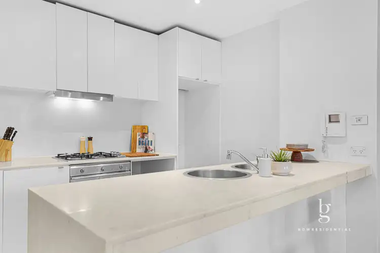 Fifth view of Homely apartment listing, Level 21/2108/620 Collins Street, Melbourne VIC 3000
