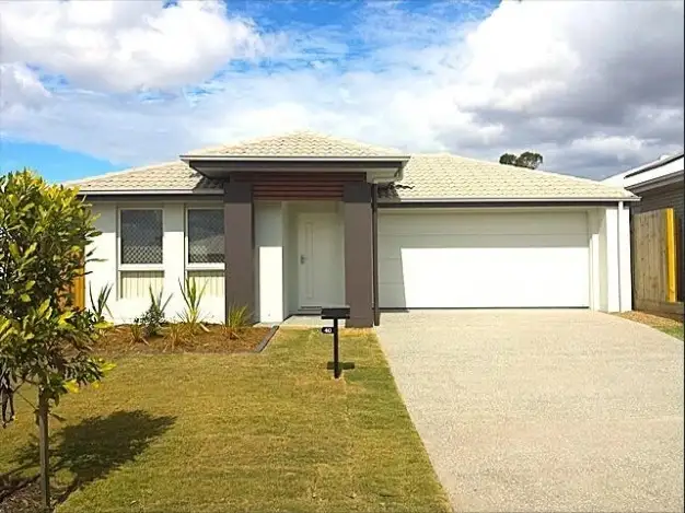 40 Stoneleigh Reserve Boulevard, Logan Reserve QLD 4133