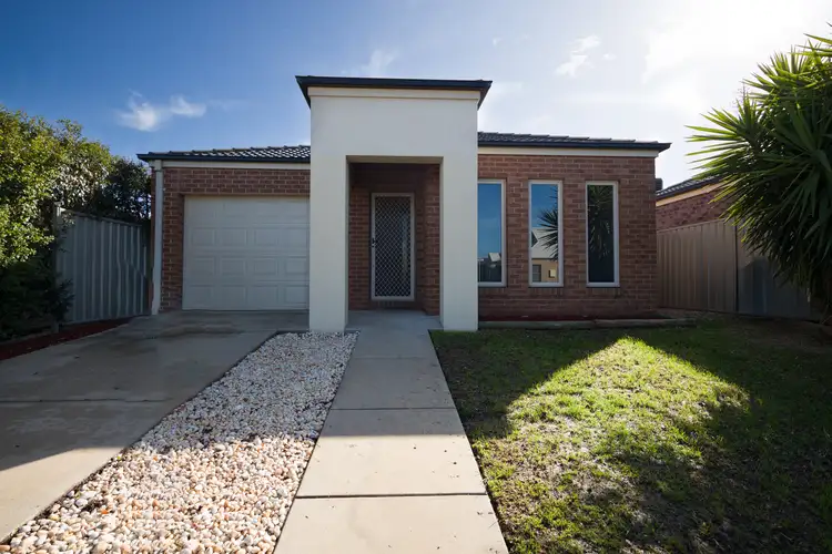 Second view of Homely house listing, 2/22 James Street, Echuca VIC 3564