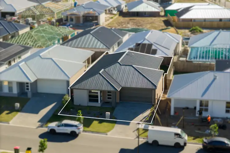 18 Eucalyptus Street, Greenbank QLD 4124