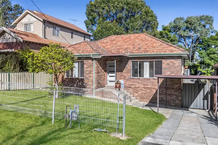 8 Suttor Avenue, Ryde NSW 2112
