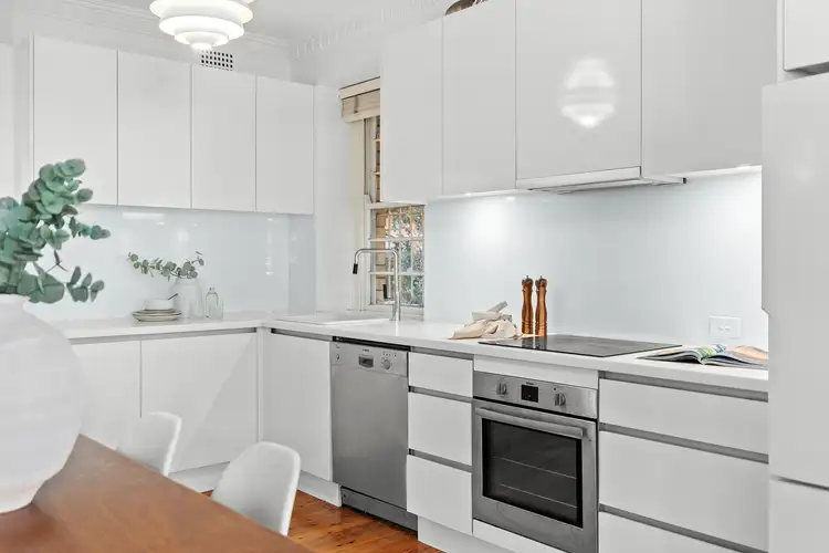 Fourth view of Homely unit listing, 4/1 Birtley Place, Elizabeth Bay NSW 2011