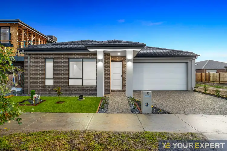 10 Blossom Street, Officer VIC 3809
