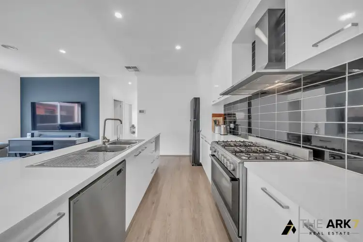 45 Carissa Road, Brookfield VIC 3338