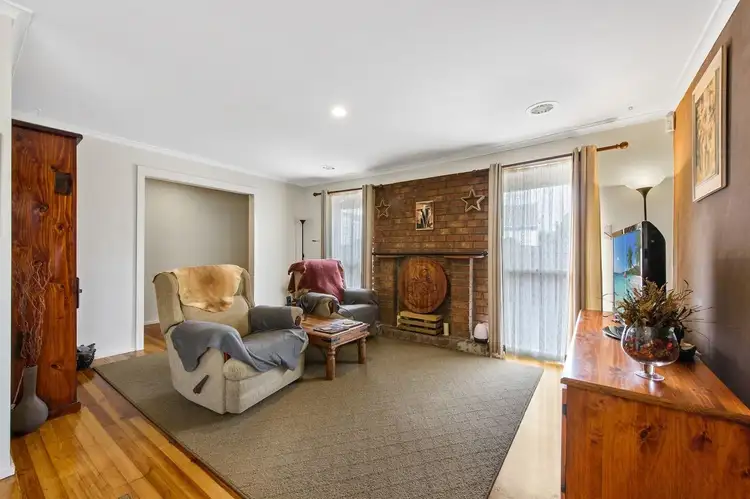 3 Vista Drive, Melton VIC 3337