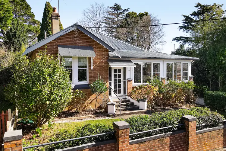 102 Wentworth Street, Blackheath NSW 2785