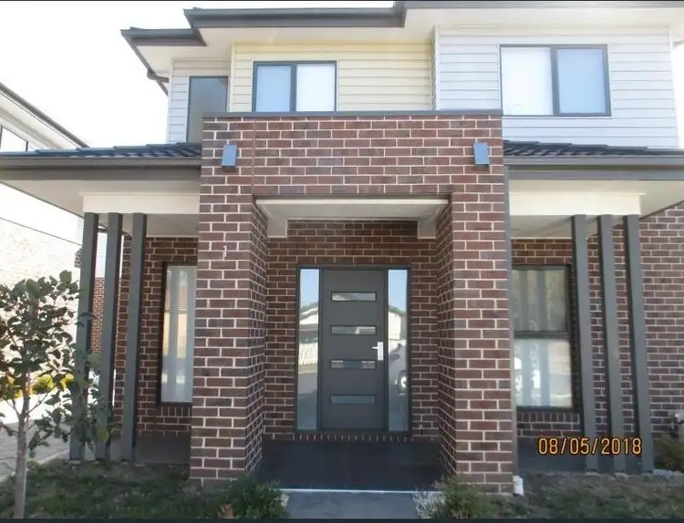 1/32 Reschke Court, Laverton VIC 3028