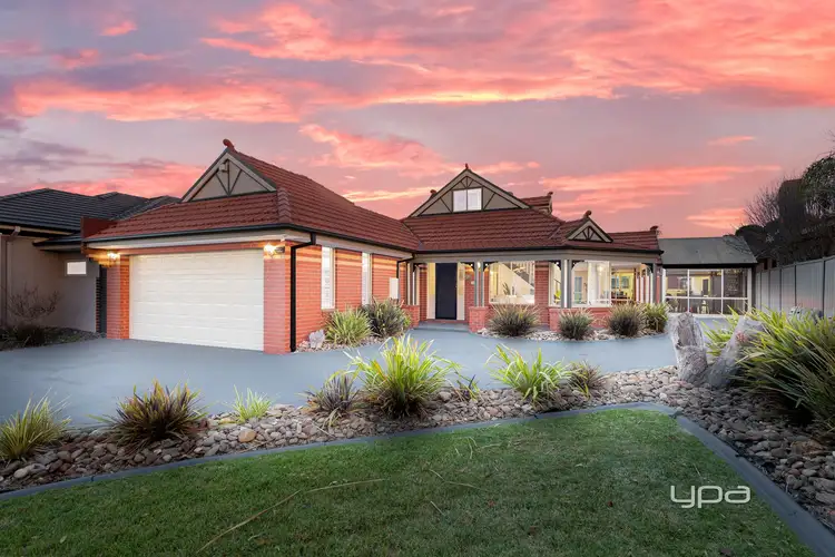 9 Condor Place, Taylors Lakes VIC 3038