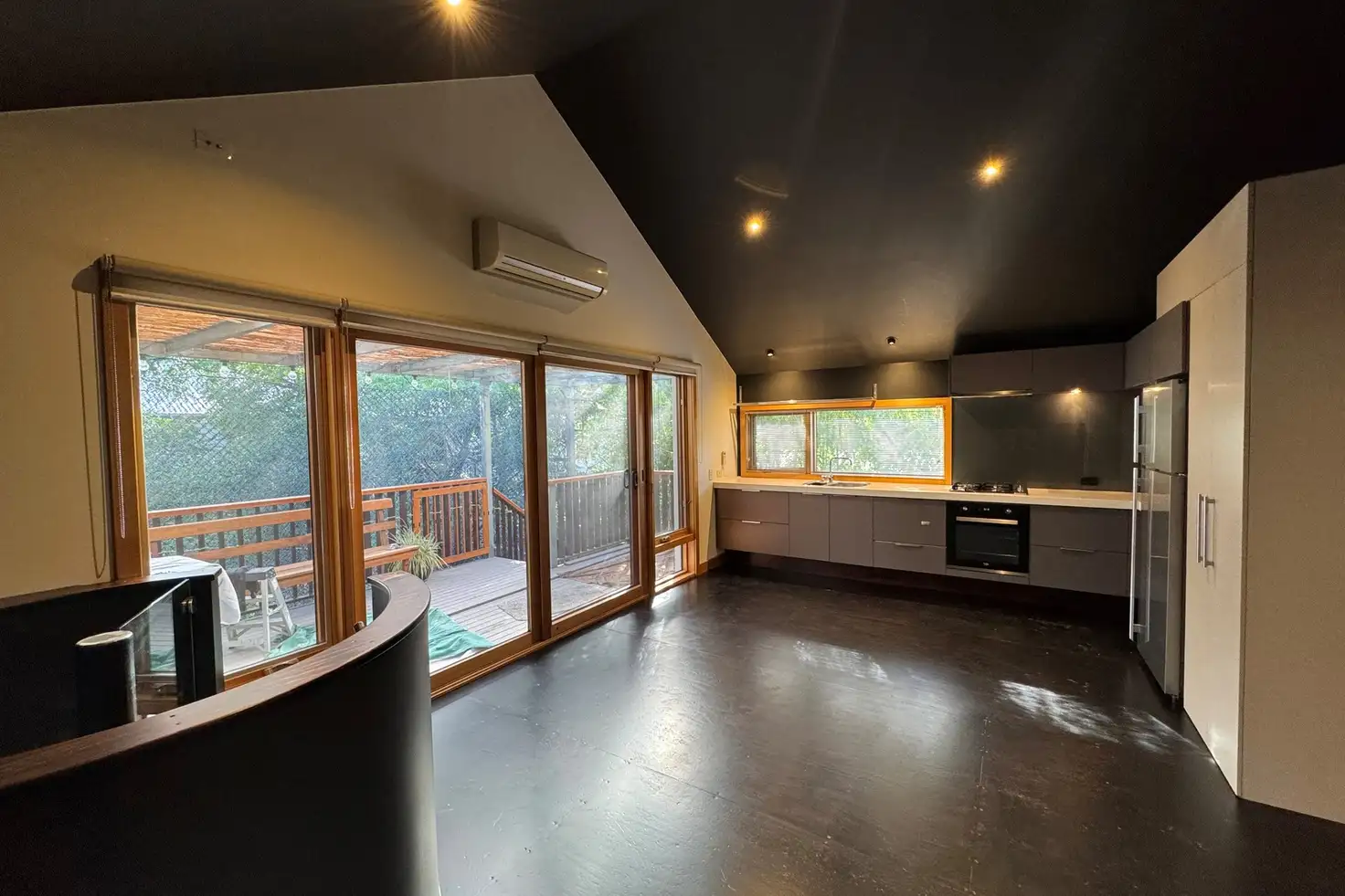 Main view of Homely apartment listing, 1/53 Berkeley Street, Castlemaine VIC 3450