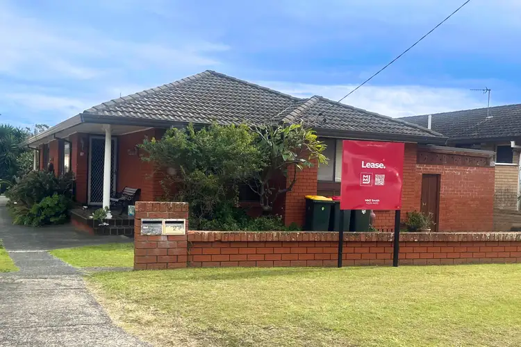 2/60 Osborne Parade, Warilla NSW 2528