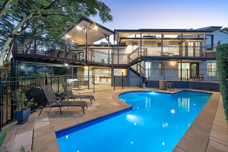 16 Treacher Street, Upper Mount Gravatt QLD 4122