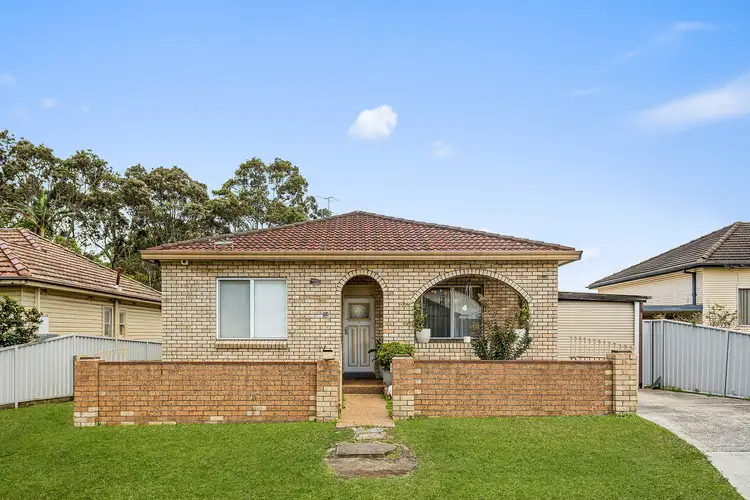 86 Mount Keira Road, West Wollongong NSW 2500