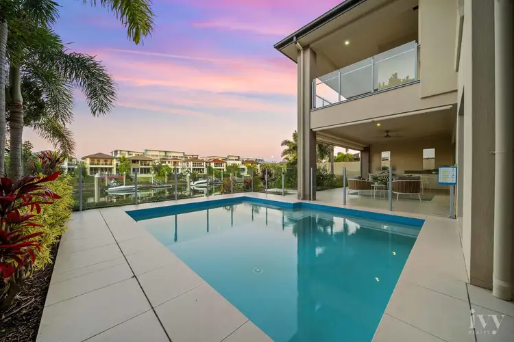 6193 Bolsena Circuit, Hope Island QLD 4212