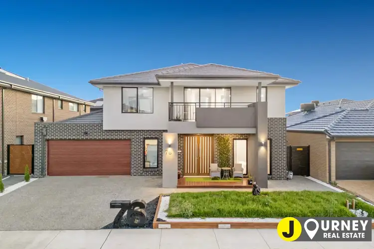 76 Burnbank Parade, Clyde North VIC 3978
