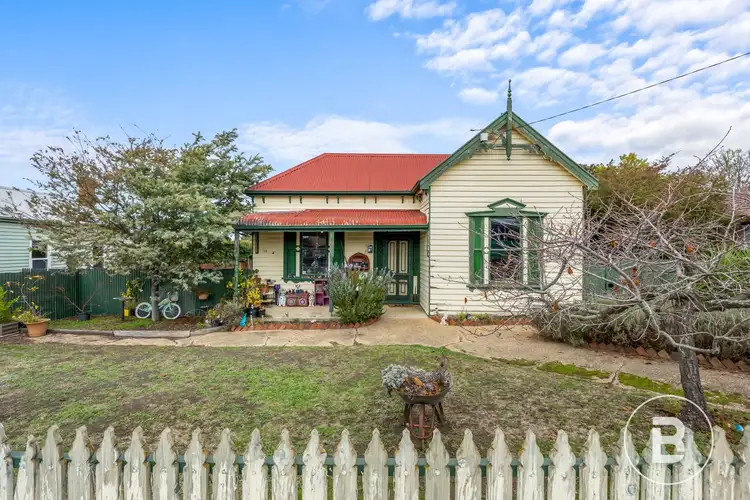 84 Moore Street, Ararat VIC 3377