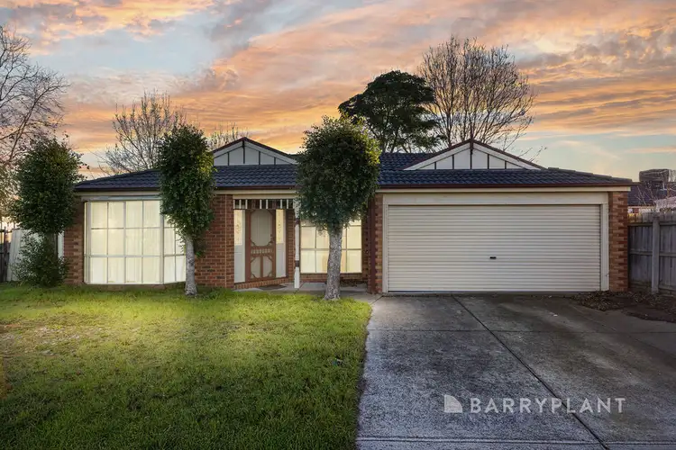 1 Terri-Ester Drive, Berwick VIC 3806