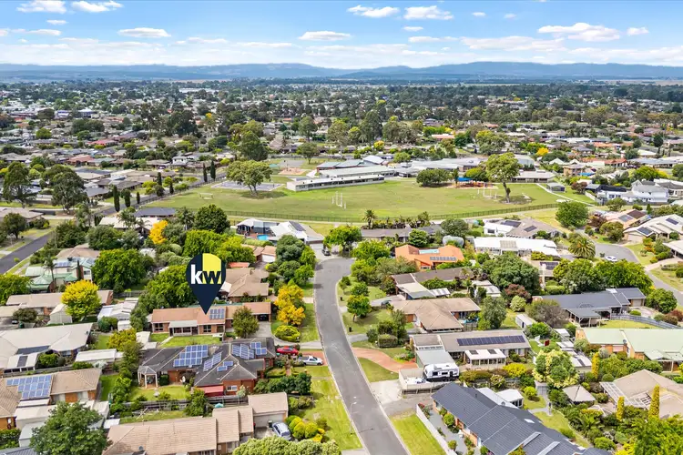 Second view of Homely house listing, 4 Springfield Court, Traralgon VIC 3844