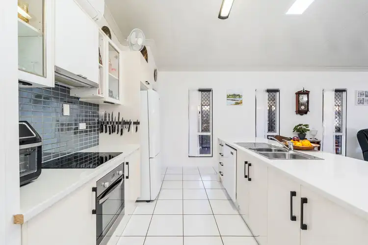 21 Hoffmann Street, Granville QLD 4650