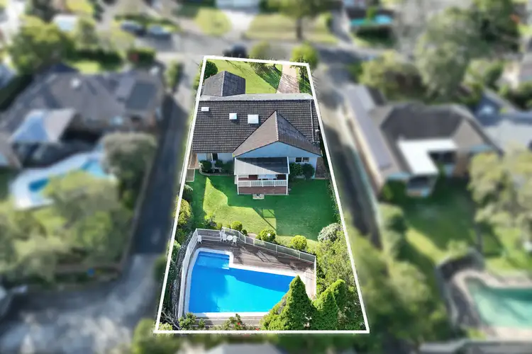 31 Milburn Place, St Ives Chase NSW 2075