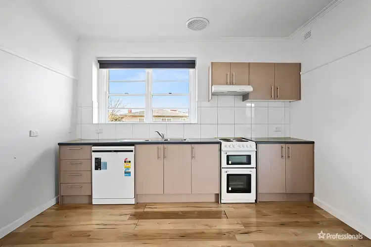 Fourth view of Homely house listing, 8 Porter Avenue, Maryborough VIC 3465