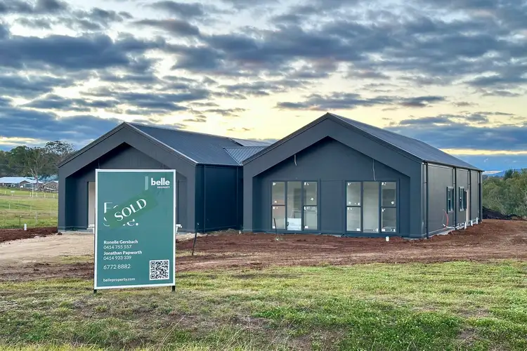 58 Kurrawatha Avenue, Armidale NSW 2350