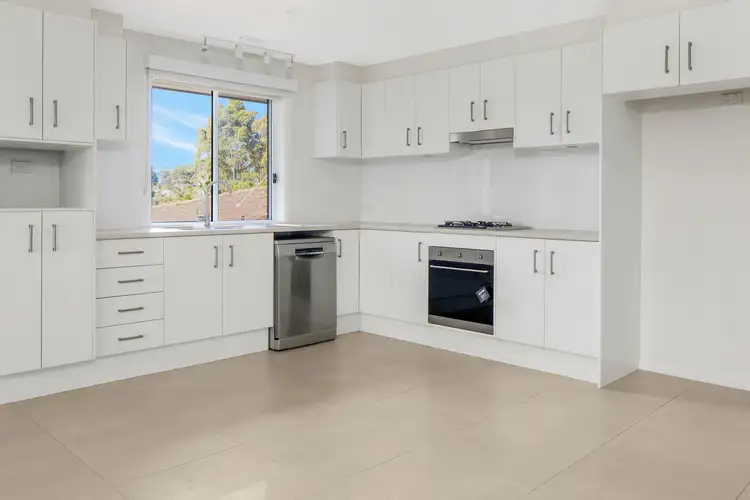 1/6 Eyre Place, Sunshine Bay NSW 2536